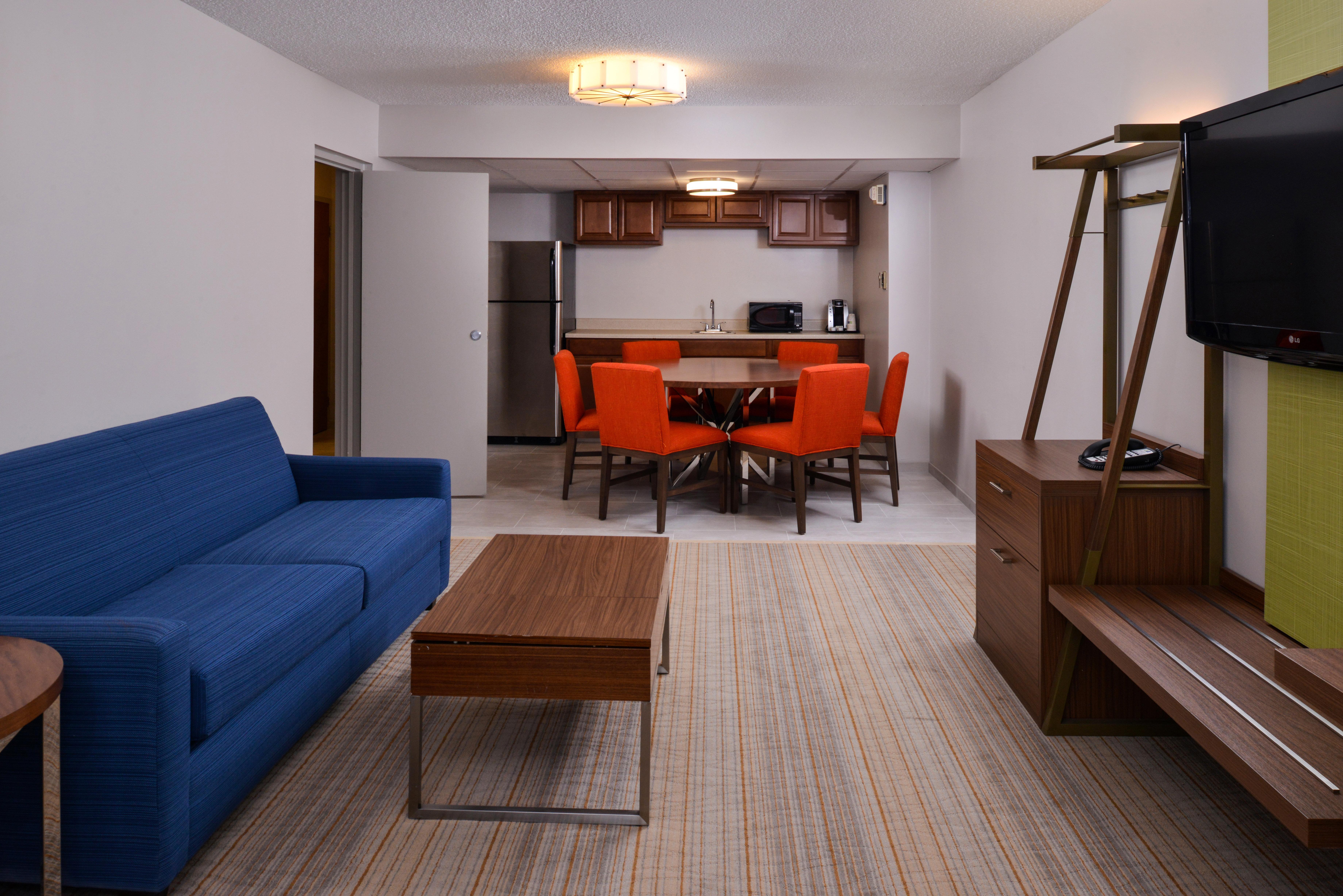 Holiday Inn Express & Suites Springfield By Ihg Exteriör bild